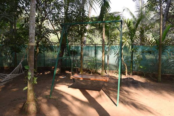 Cottage & garden at Shree Sateri Cottage